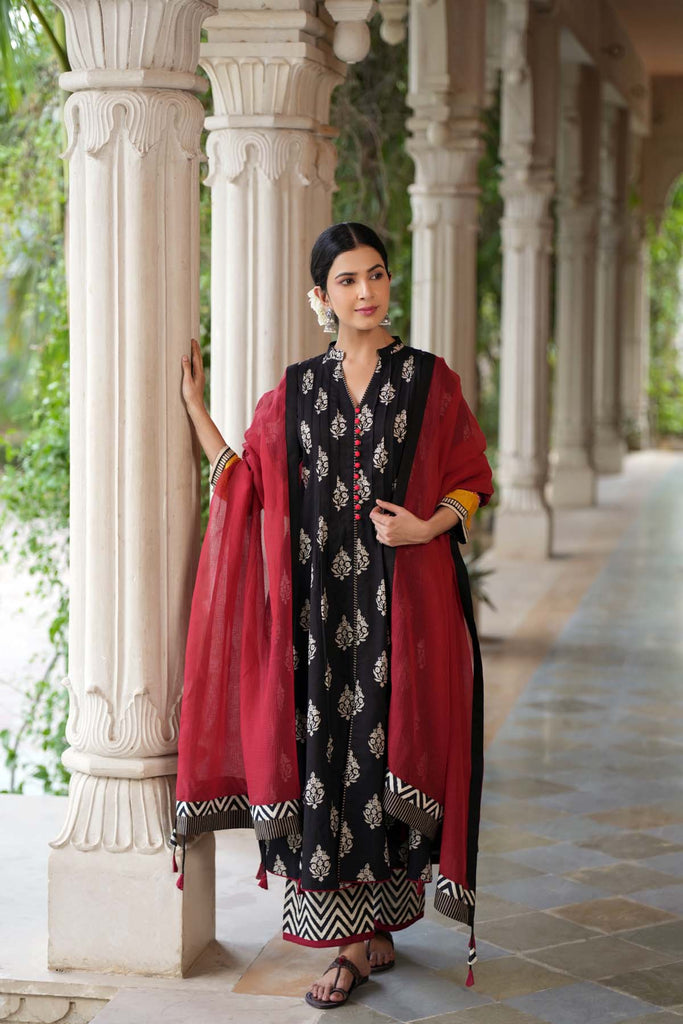 Black A-Line Kurta With Front Slit In Cotton