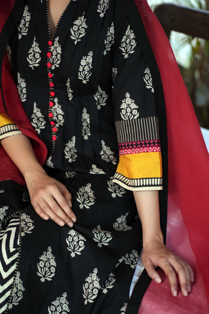 Black A-Line Kurta With Front Slit In Cotton