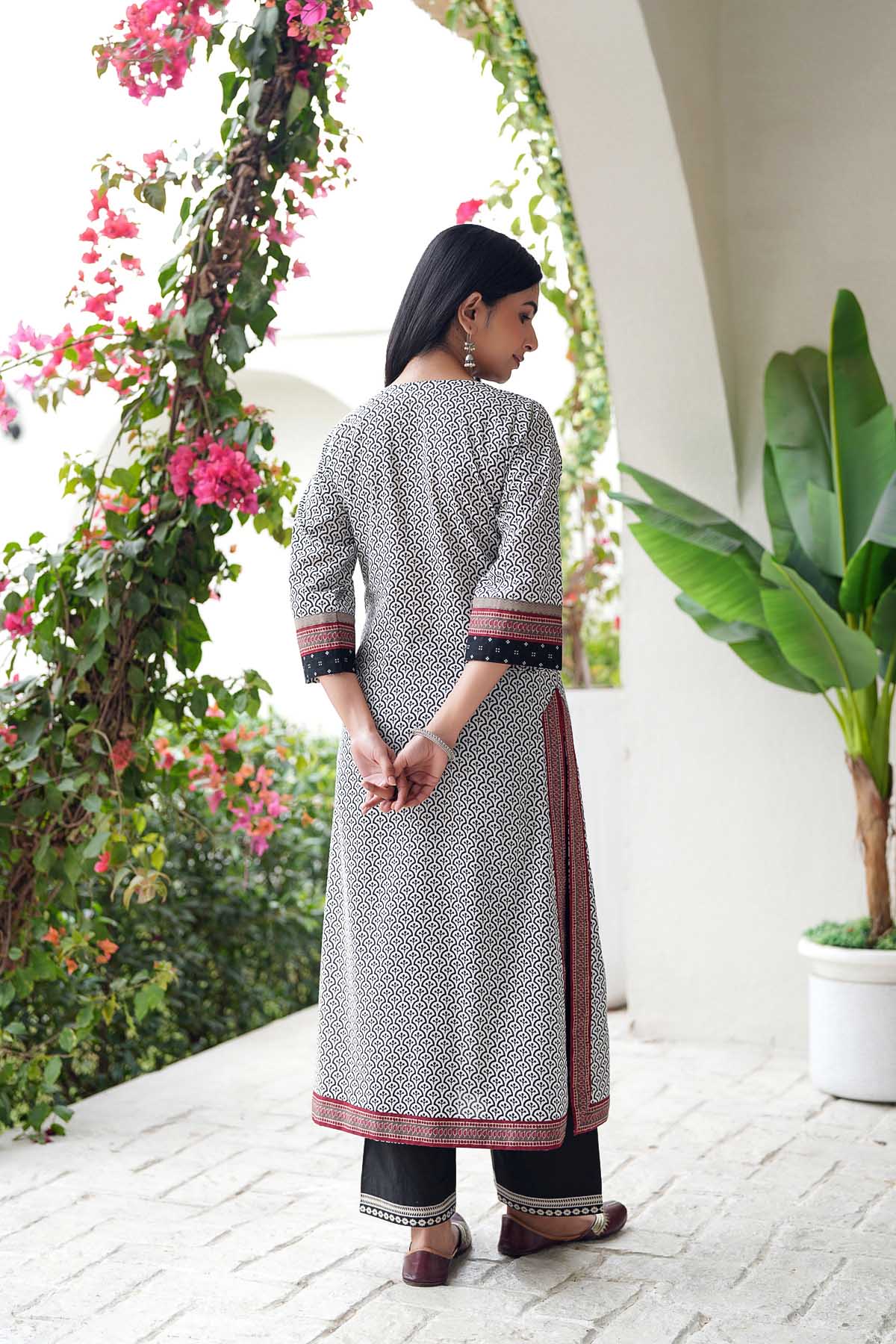 Black And White Cotton Straight Fit Kurta