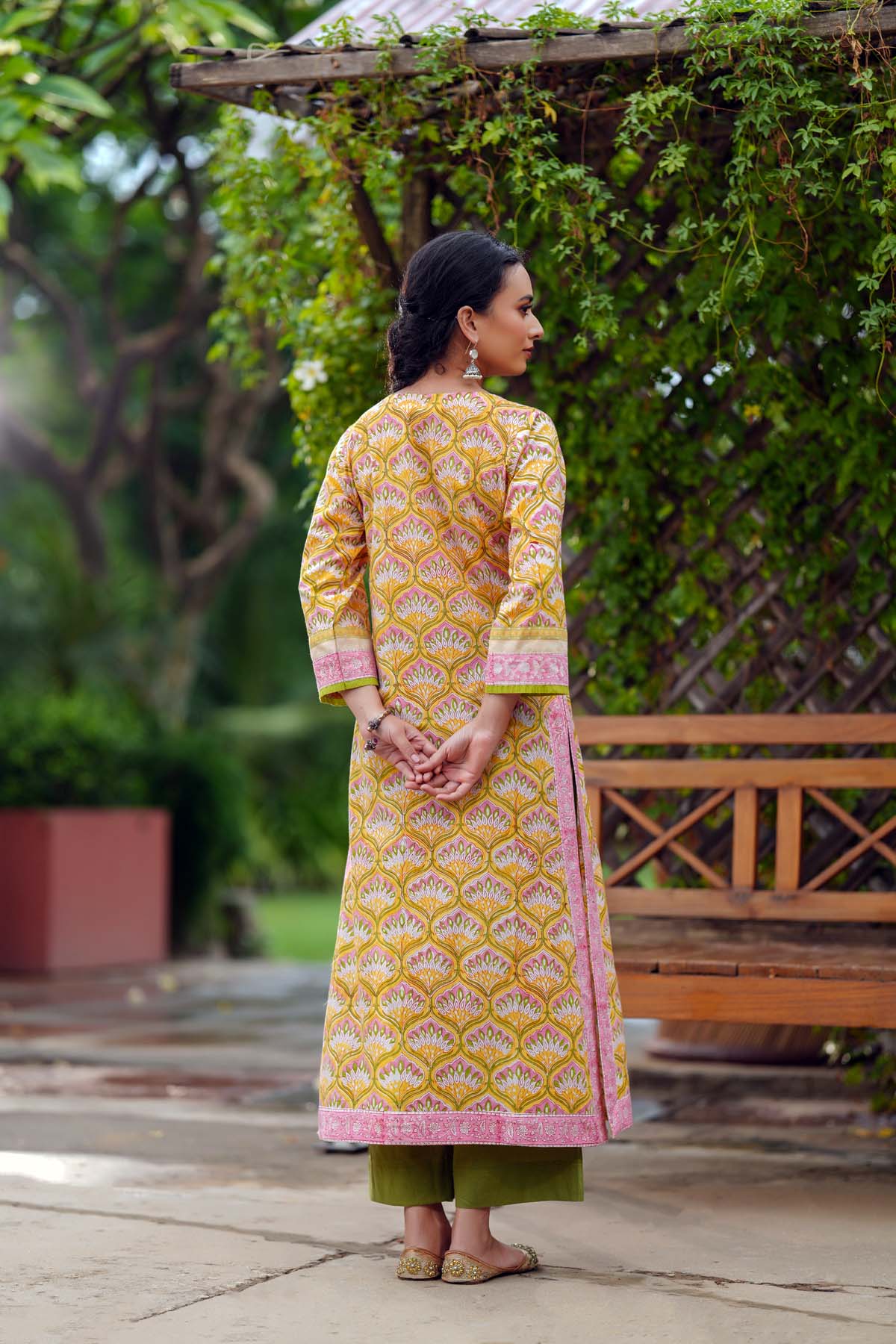 Mustard Yellow Straight Fit kurta In Handblock Cotton