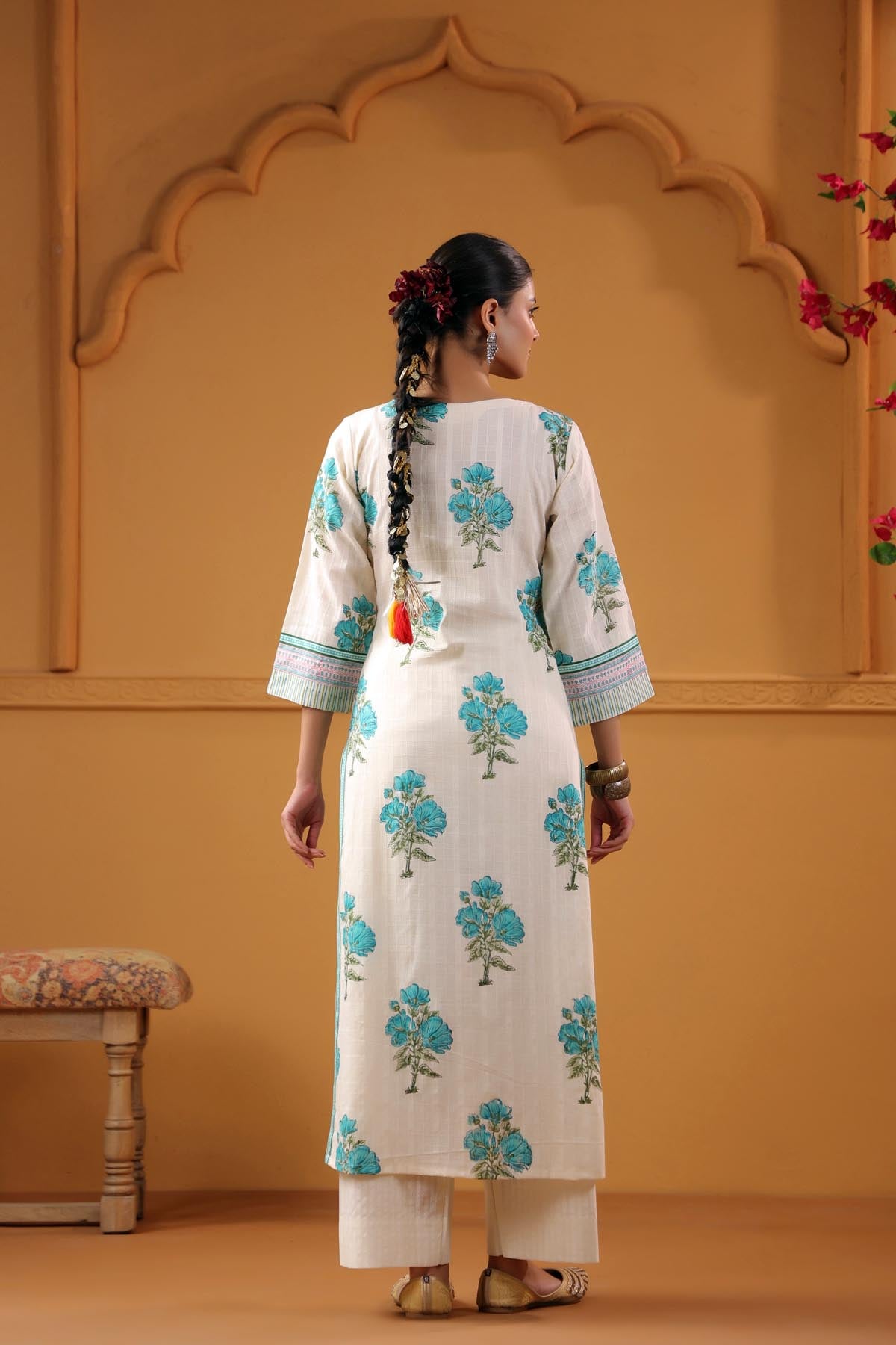 Off-White Straight Fit Cotton Kurta