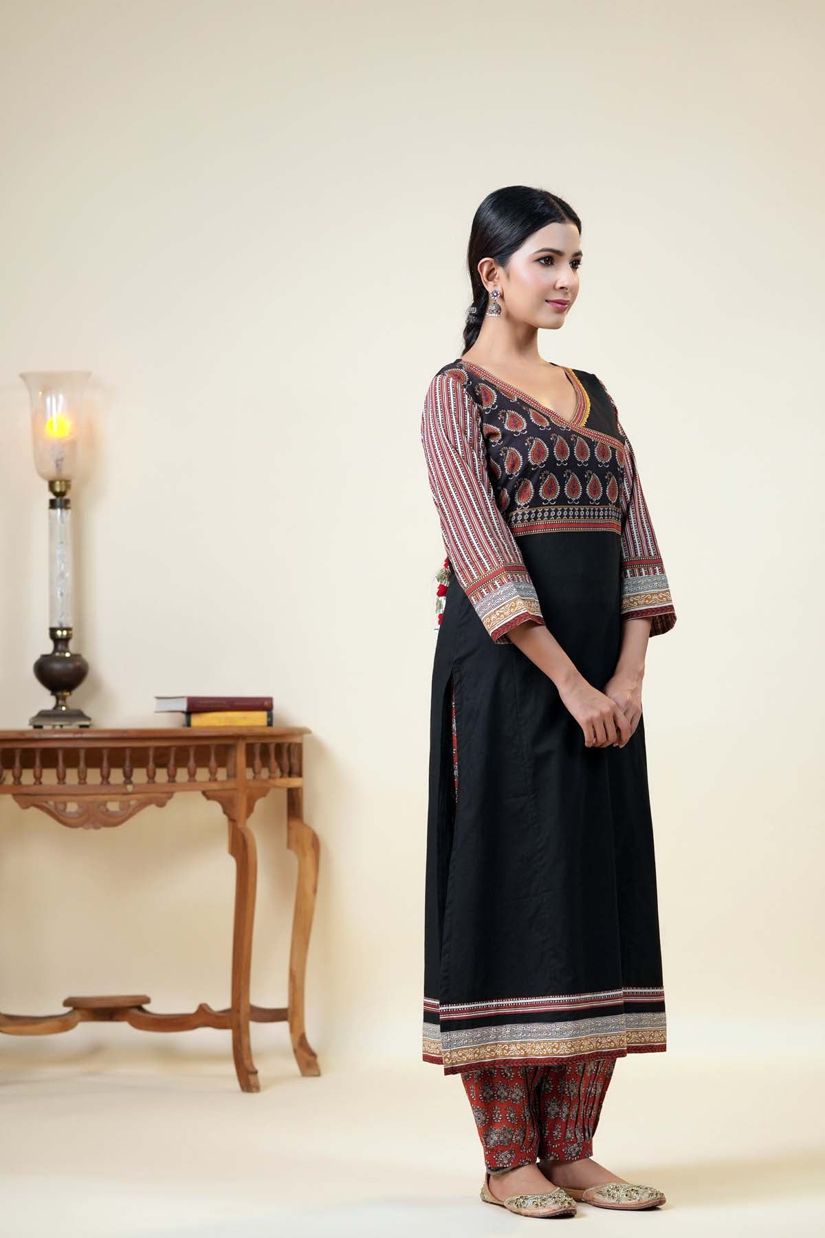 Women Black Cotton Straight Kurta Hem Cuffed Pant Set