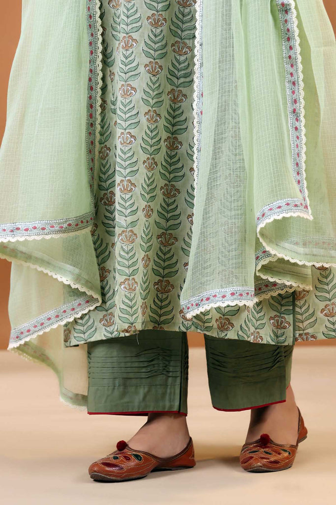 Olive Green Kotadoriya Dupatta With Lace Work