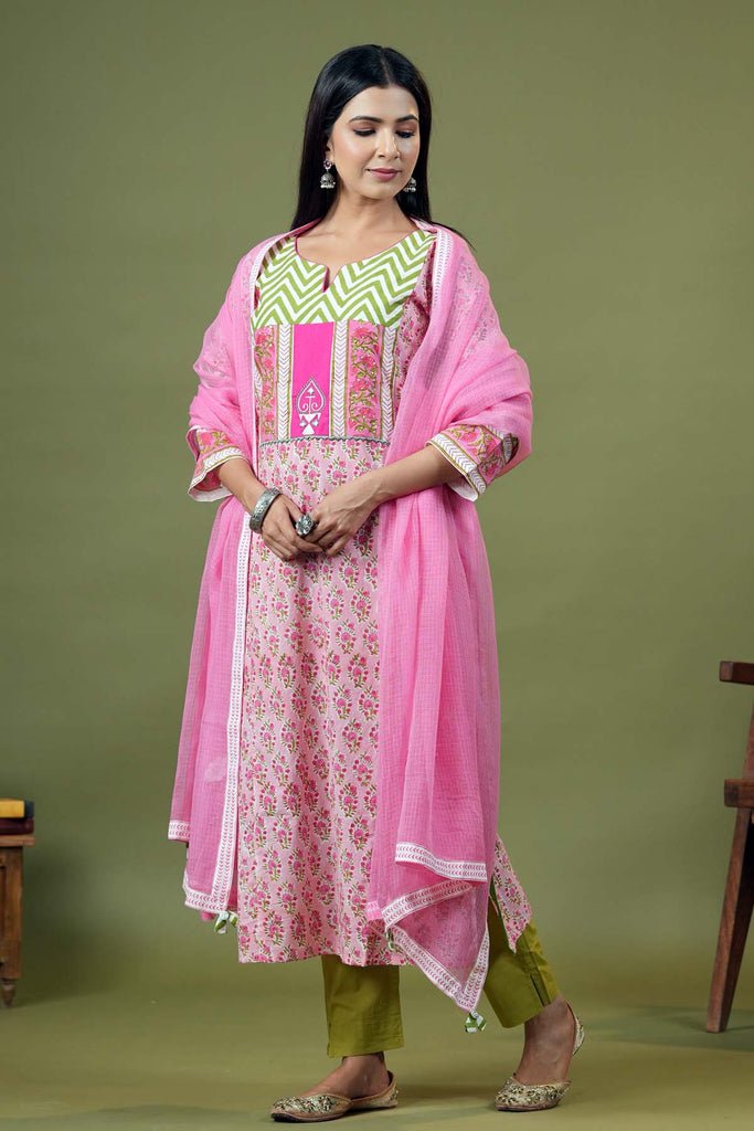 Pink Kotadoriya Dupatta With Applique Embroidery