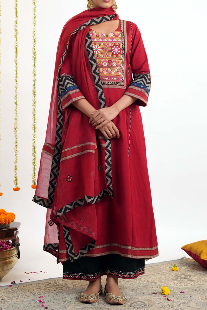 Deep Red Kotadoriya Dupatta With Borders