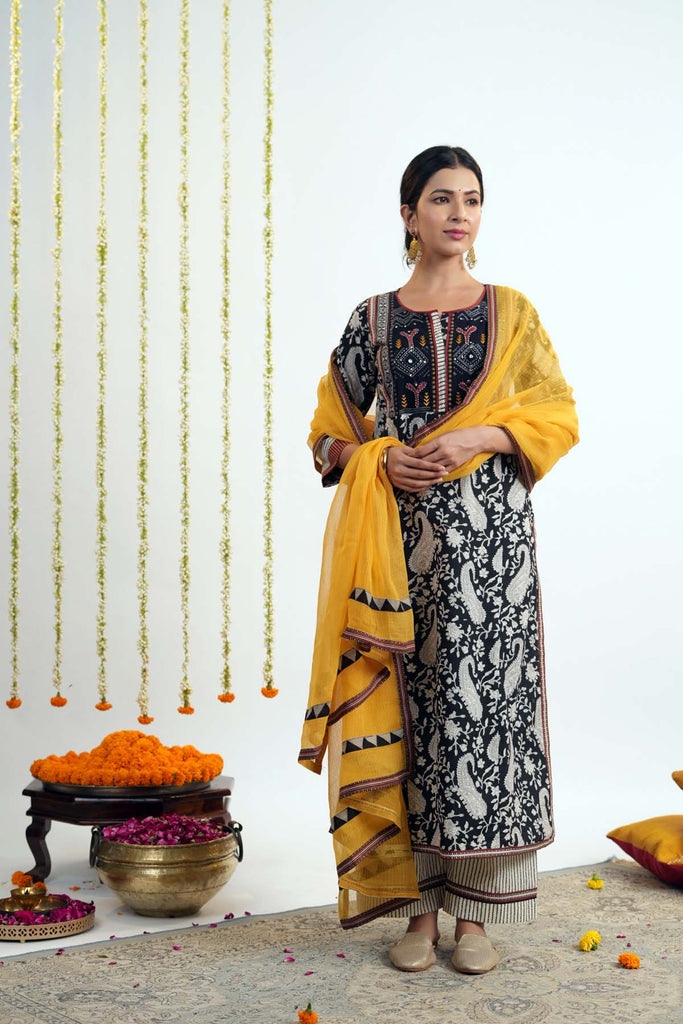 Yellow Kotadoriya Dupatta With Fabric Border