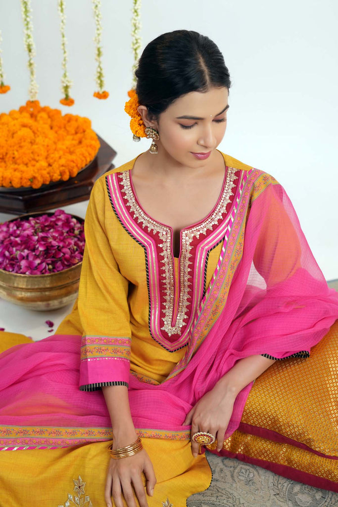 Hot Pink Kotadoriya Dupatta With Gota Work