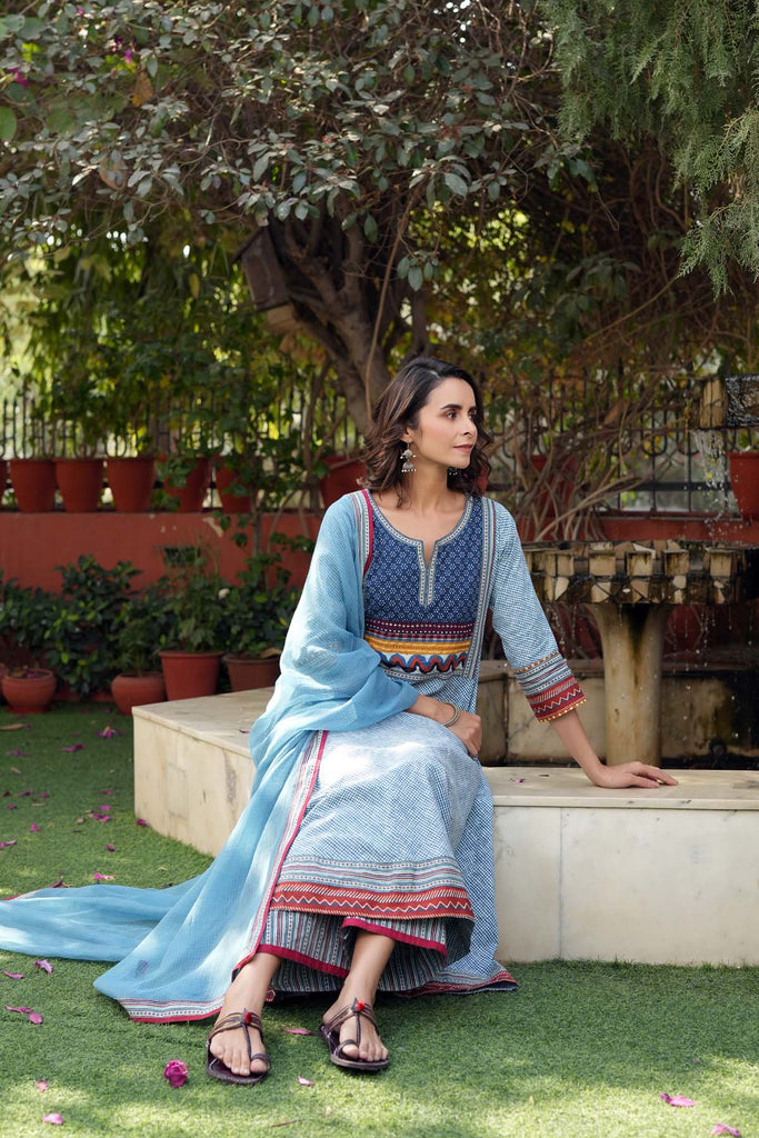 Sky Blue Kotadoriya Dupatta With Fabric Borders