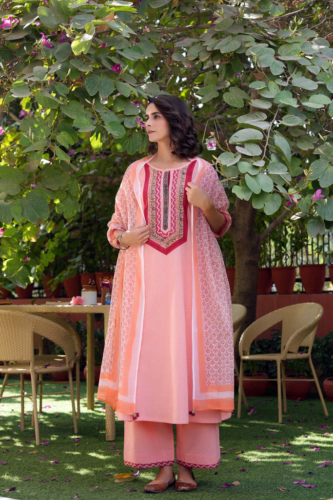 Printed Kotadoriya Dupatta In Peach Color