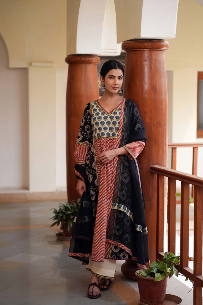 Black Kotadoriya Dupatta With Fabric Borders
