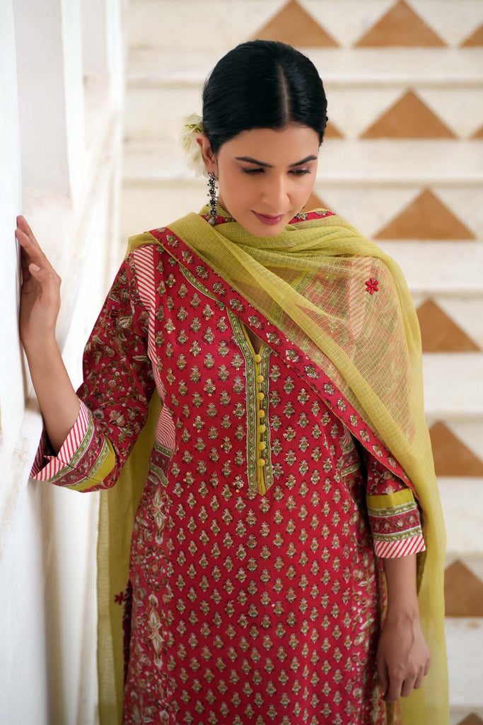 Mustard Yellow Kotadoriya Dupatta With Lace