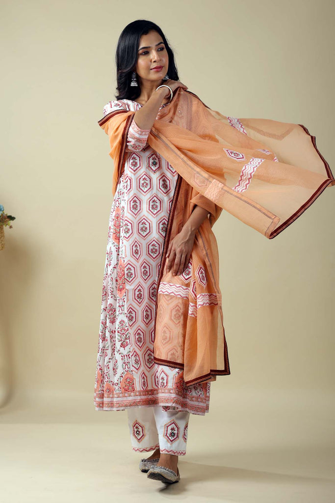 Peach Kotadoriya Dupatta With Applique Work