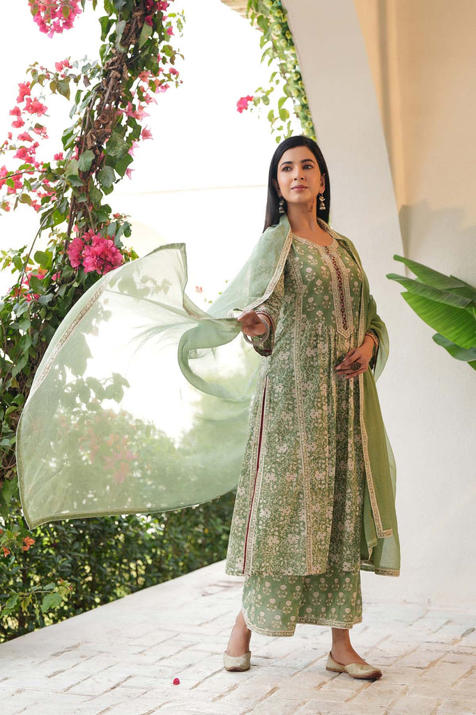 Asparagus Green Kotadoriya Dupatta With Fabric Borders