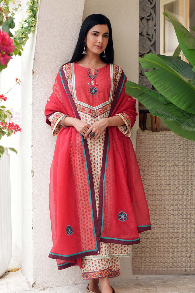 Red Kotadoriya Dupatta With Applique Motifs