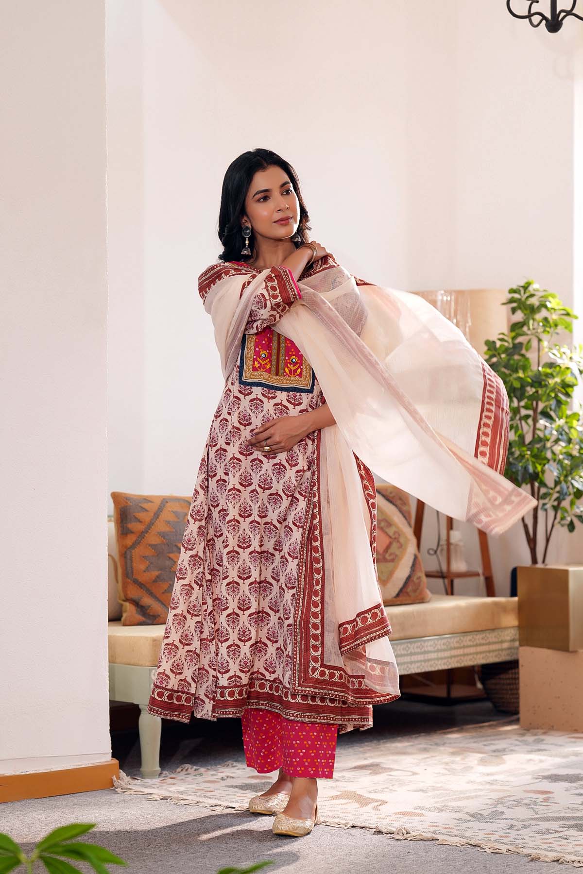 Cream Kotadoriya Dupatta With Fabric Dupatta