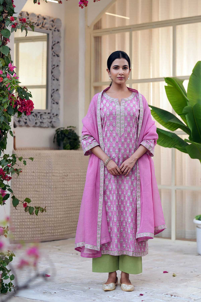 Pink Kotadoriya Dupatta With Fabric Border
