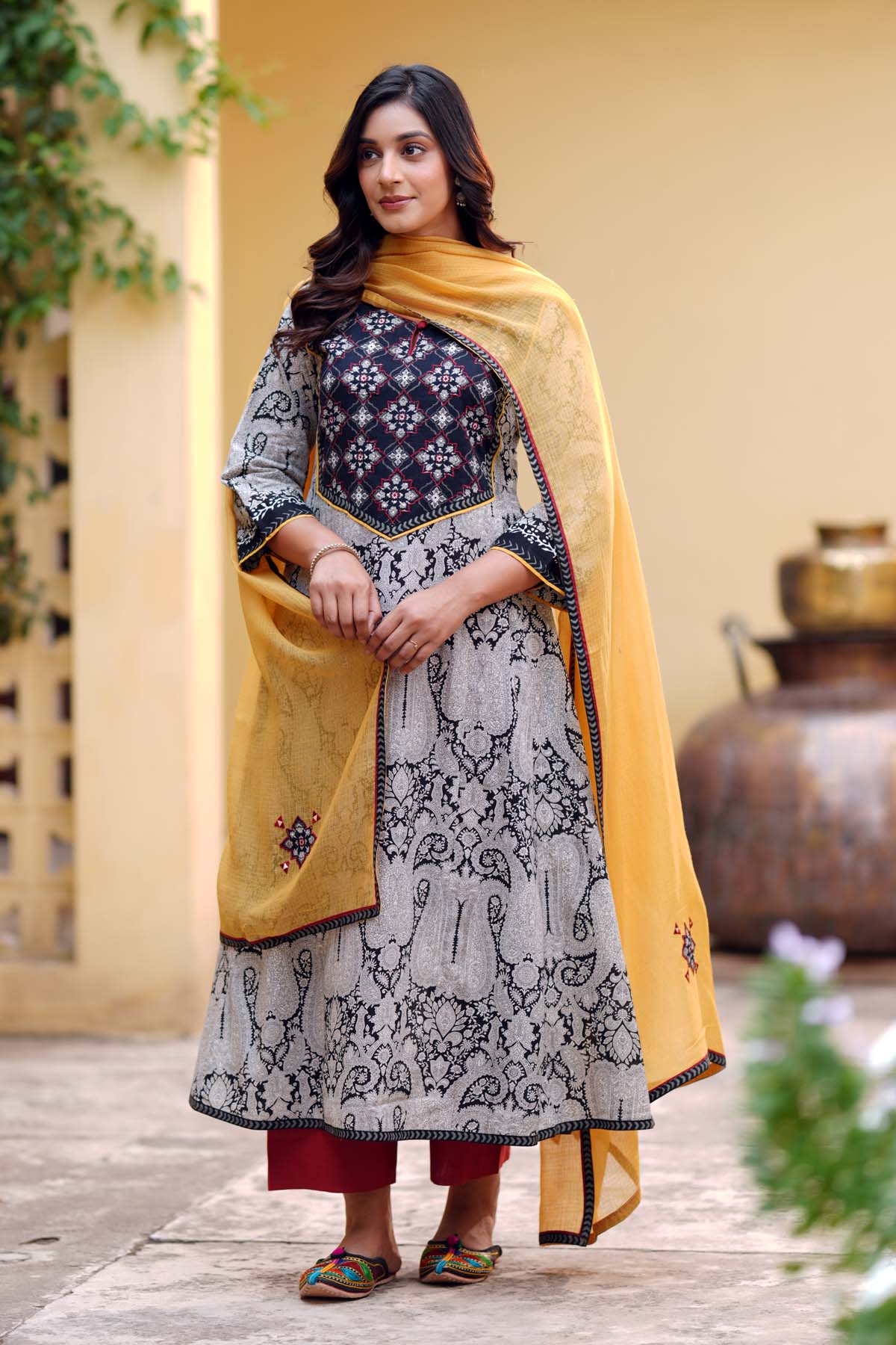 Mustard Yellow Kotadoriya Dupatta With Applique Work