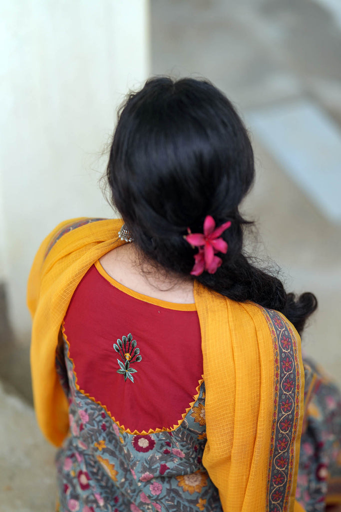Mustard Yellow Kotadoria Dupatta With Fabric Borders