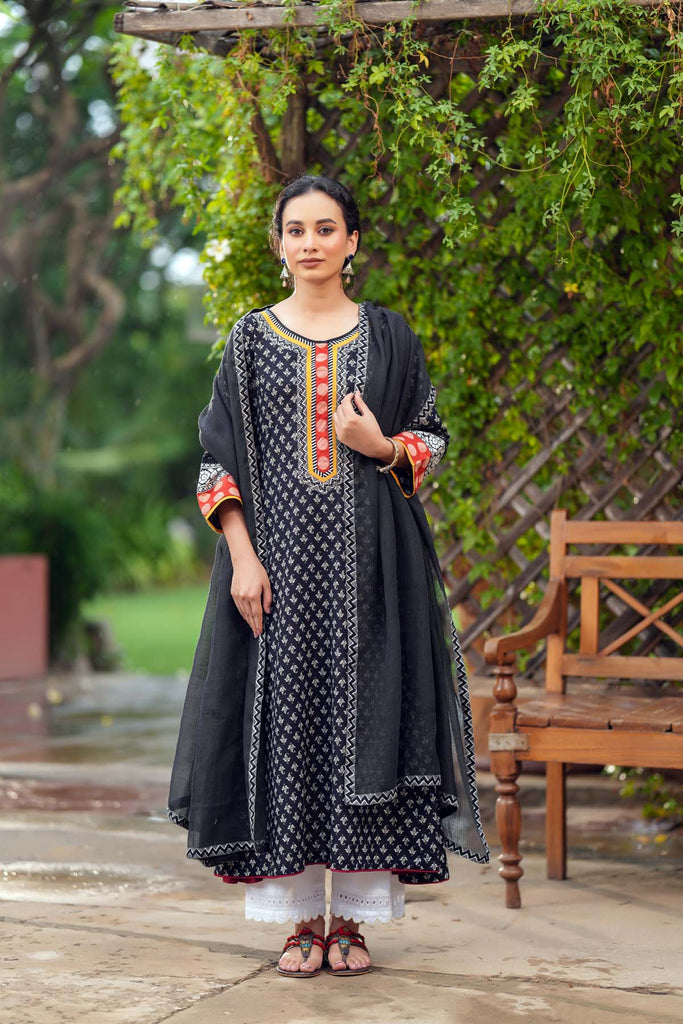 Black Kotadoriya Dupatta With Fabric Border
