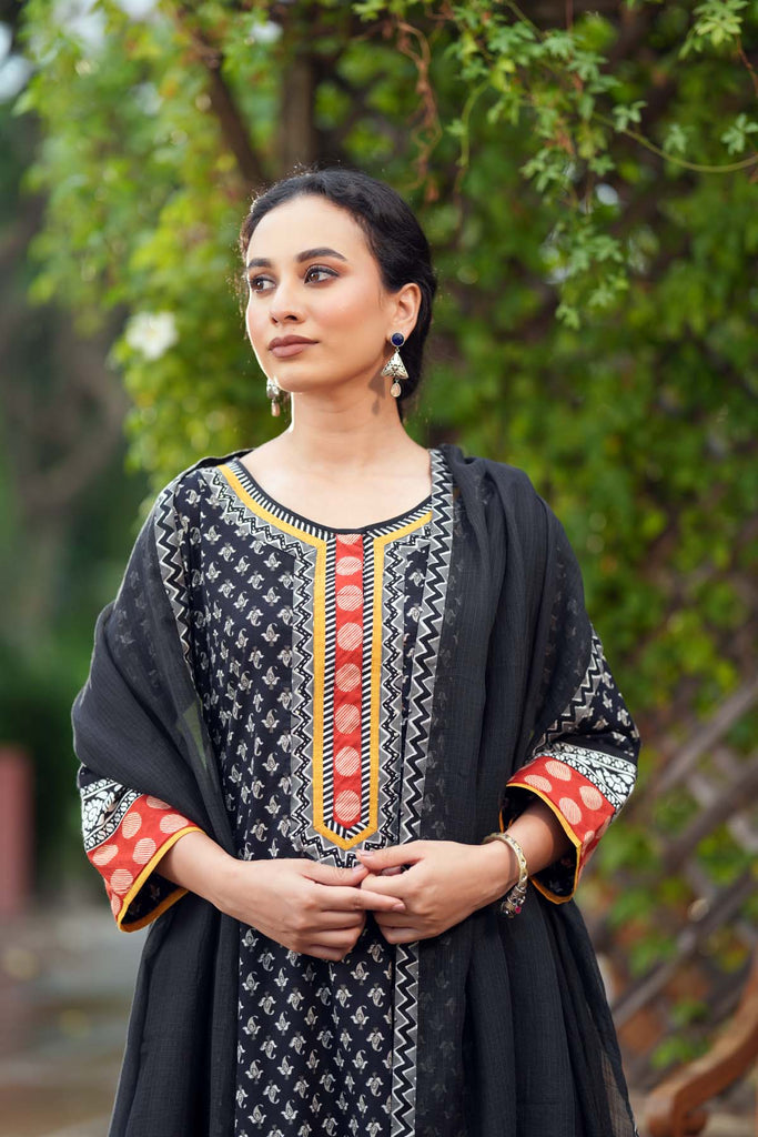 Black Kotadoriya Dupatta With Fabric Border