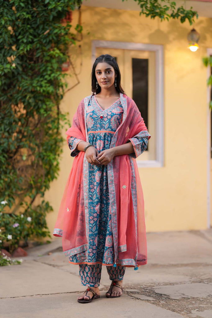 Peach Kotadoriya Dupatta With Mirror Embroidered tassels