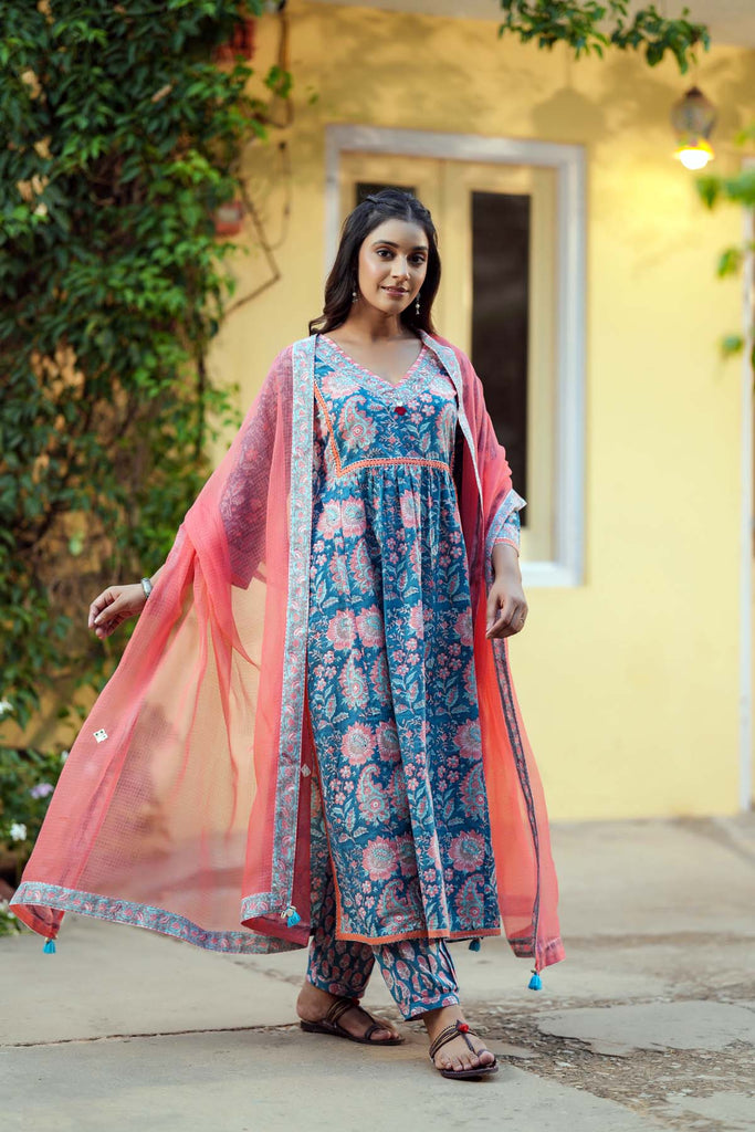Peach Kotadoriya Dupatta With Mirror Embroidered tassels