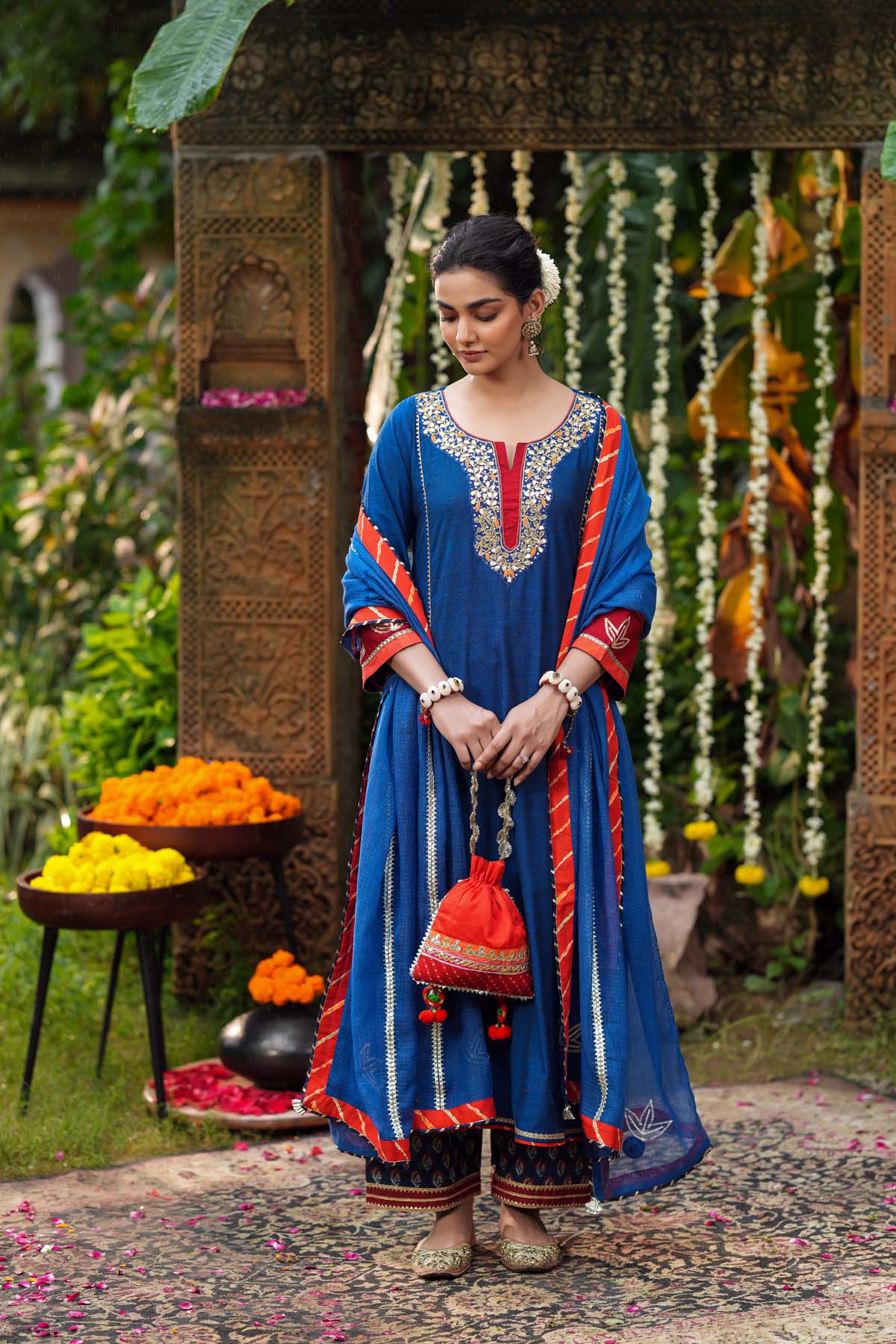 Navy Blue Kotadoriya Dupatta With Gota Work