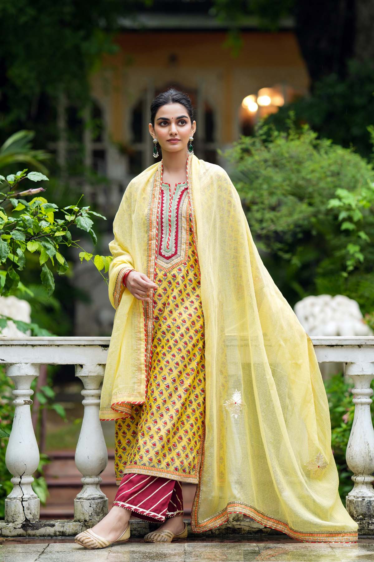 Yellow Kotadoriya Dupatta With Gota Motifs