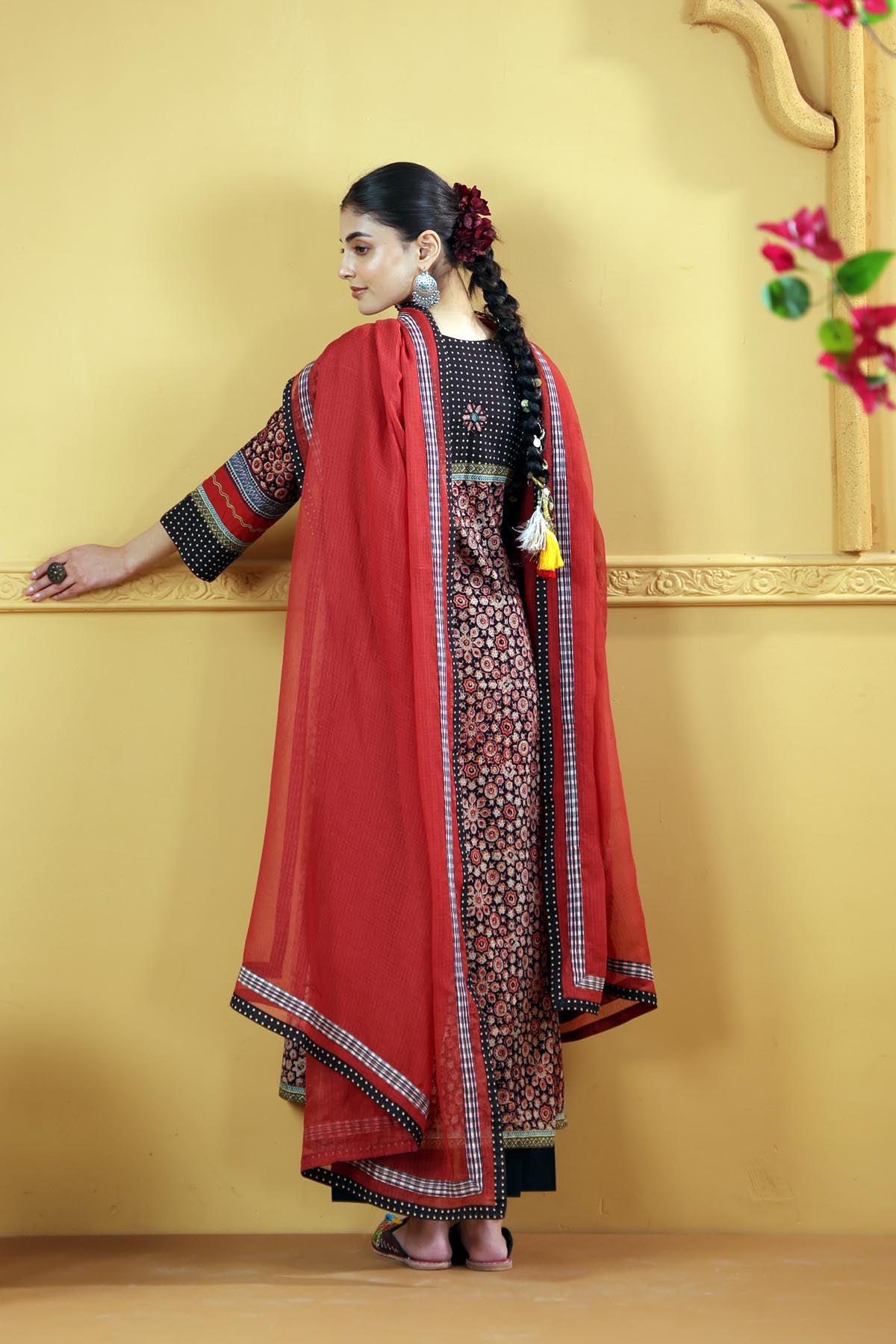 Maroon Kotadoria Dupatta With Fabric Border