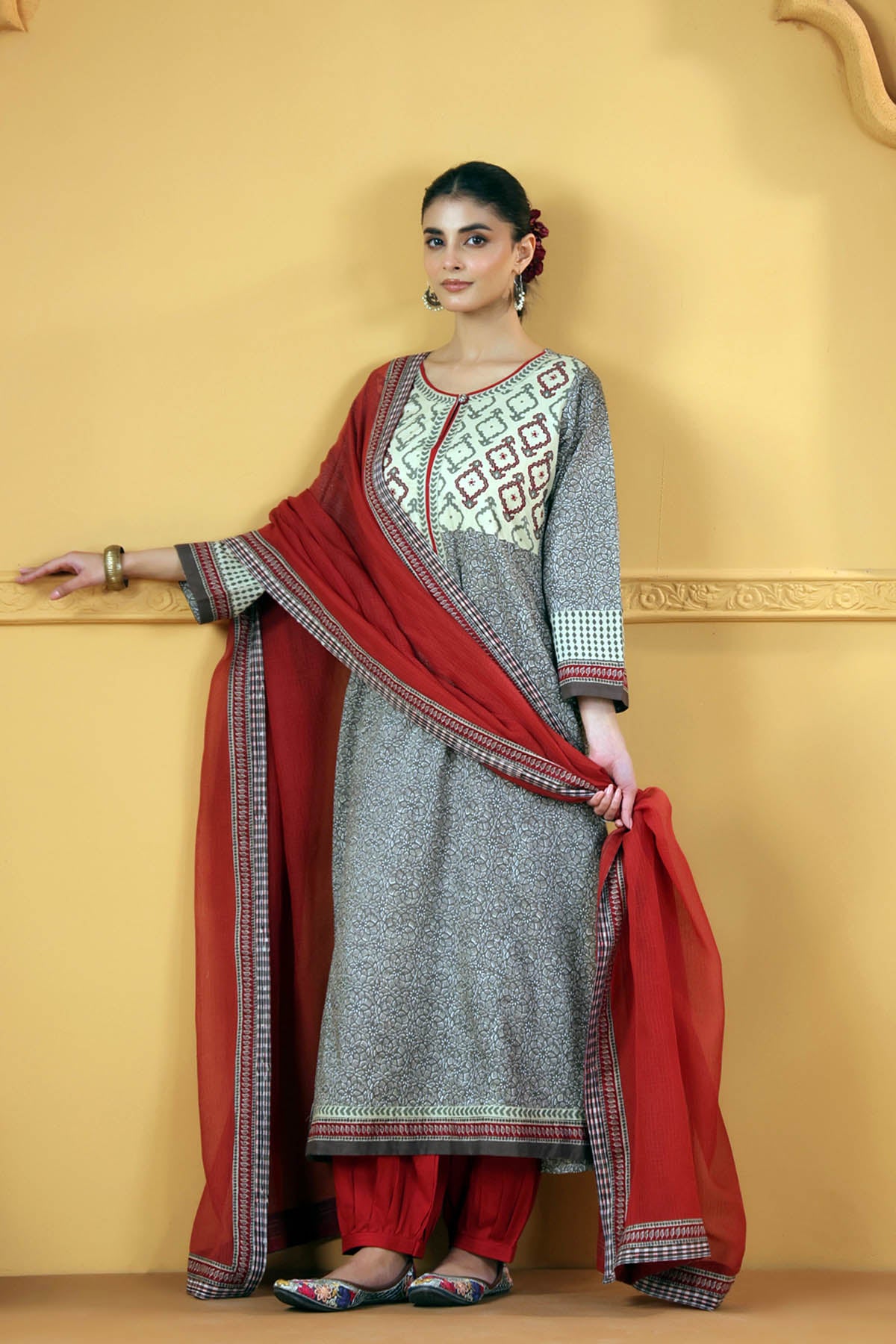 Maroon Kotadoria Dupatta With Fabric Borders