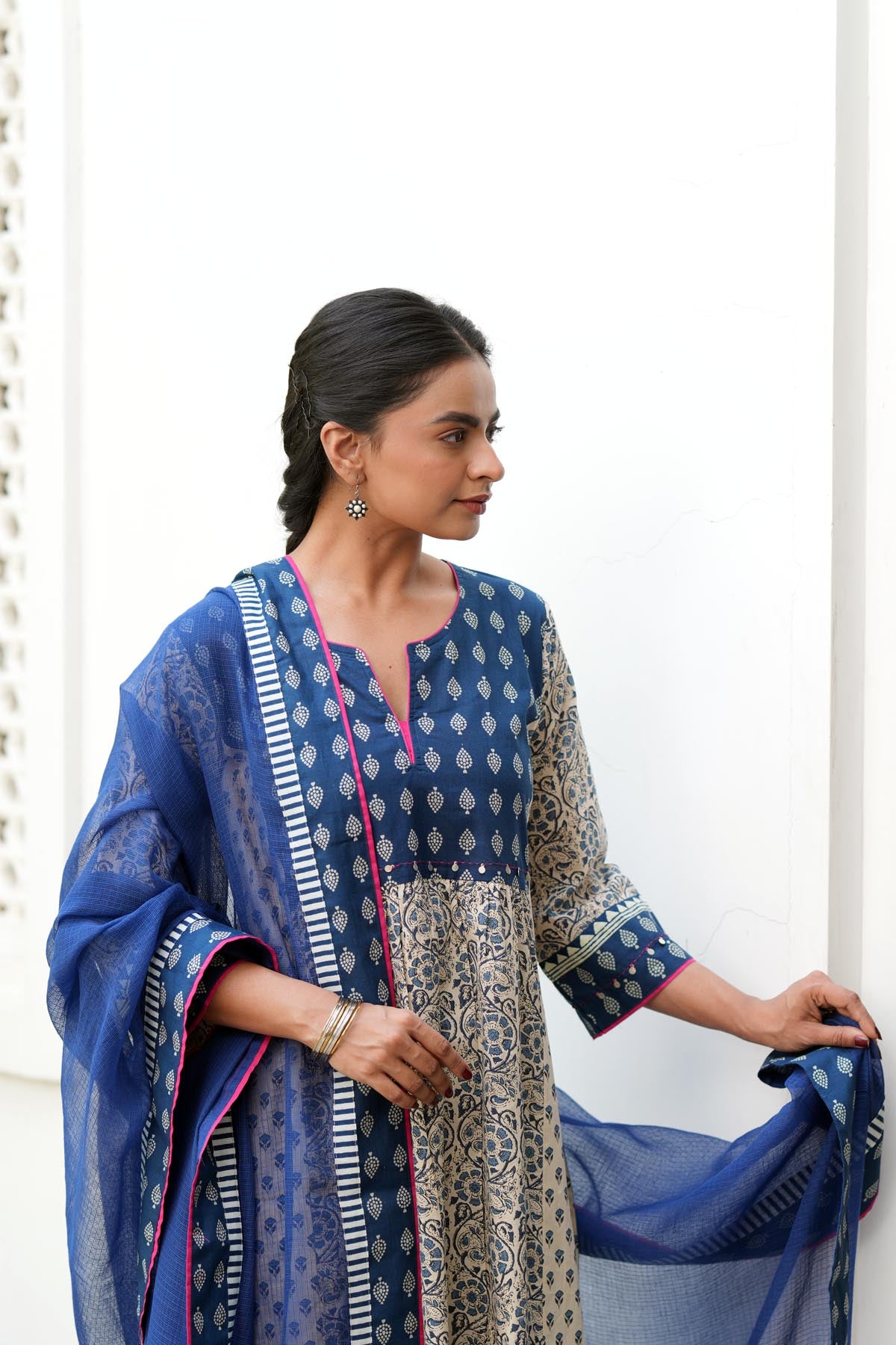 Blue Kota Doria Dupatta with Borders