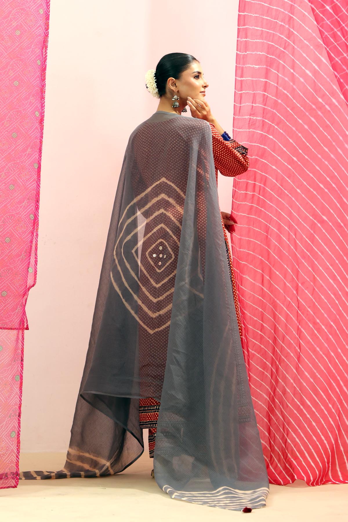 Grey Kota Doria Dupatta with Diamond Shibori Print