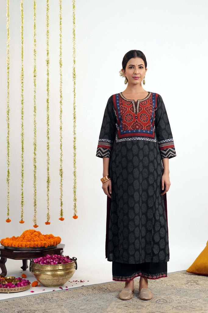 Long Length A-Line Kurta In Black Buti Print