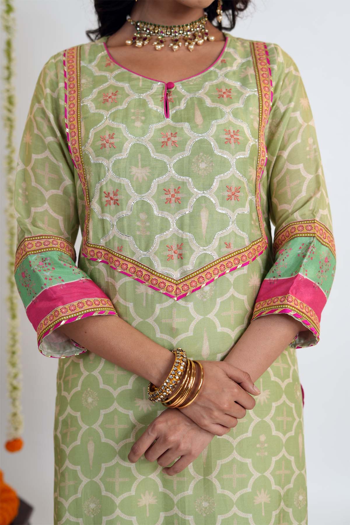 Straight Fit Kurta In Mint Green Modaal Silk Fabric
