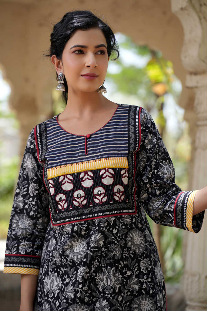Black & White Straight Fit Kurta In Hand Block Cotton
