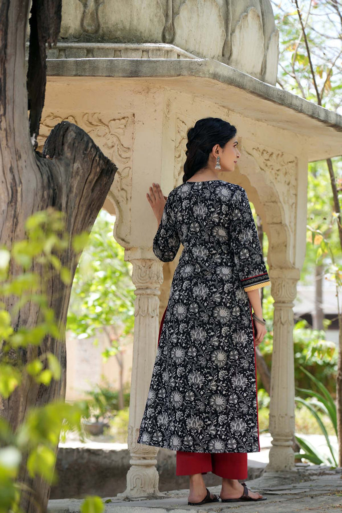 Black & White Straight Fit Kurta In Hand Block Cotton