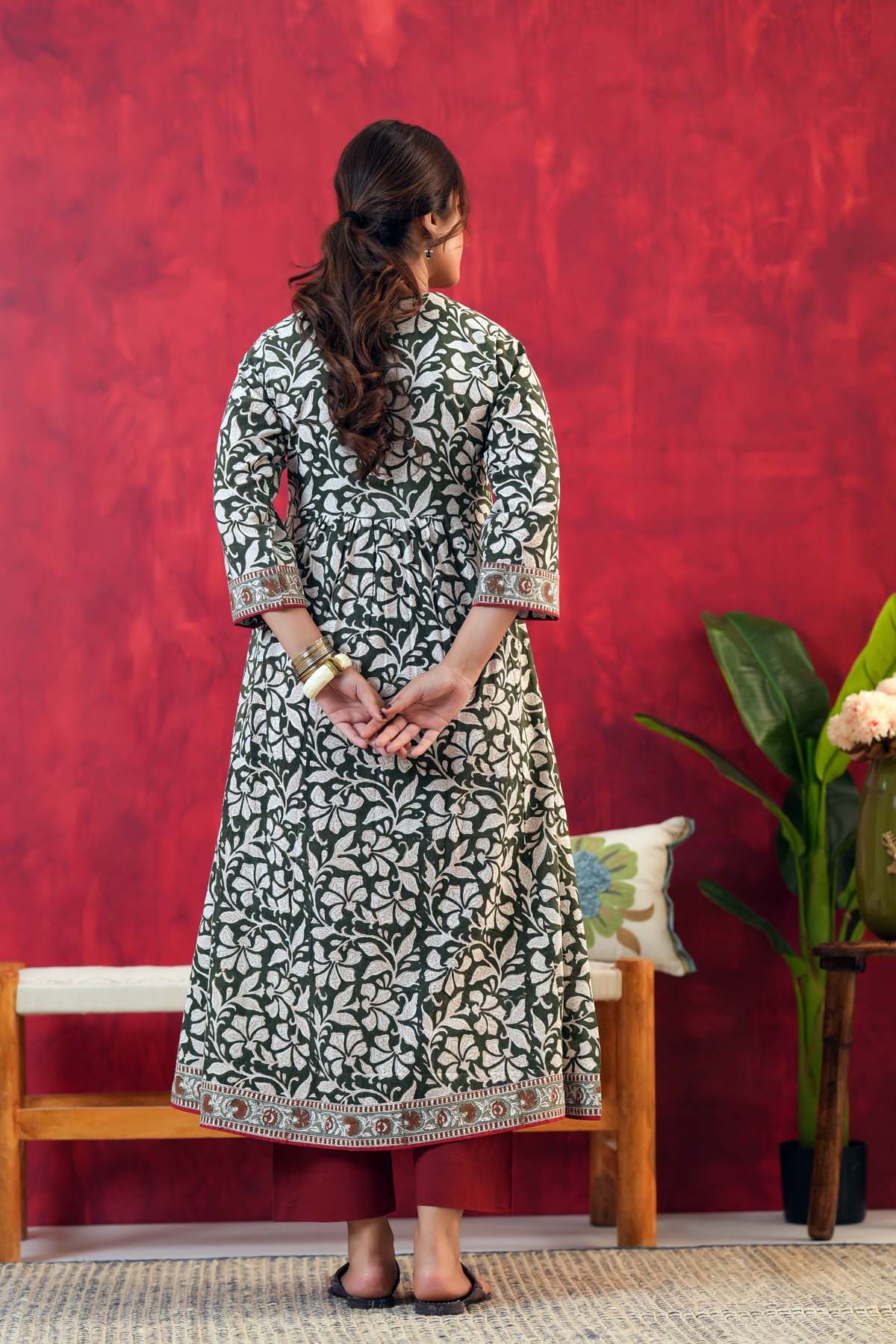 Dark Mehndi Green Kurta In Hand Block Cotton