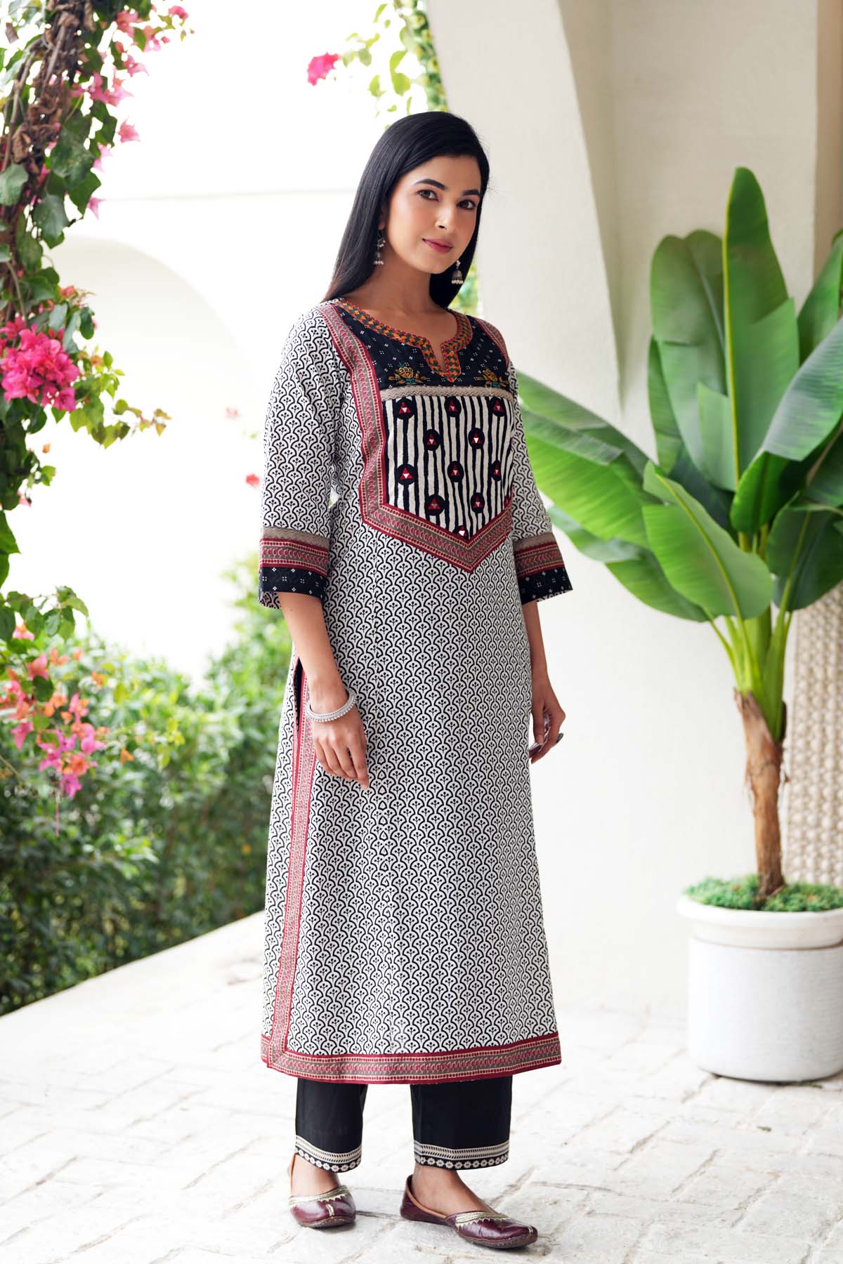 Black And White Cotton Straight Fit Kurta