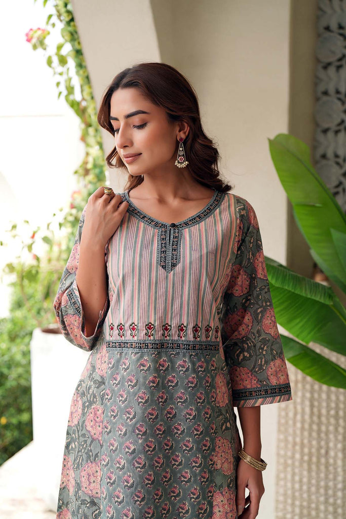 Straight Fit Hand Block Printed Kurta In Grey Color