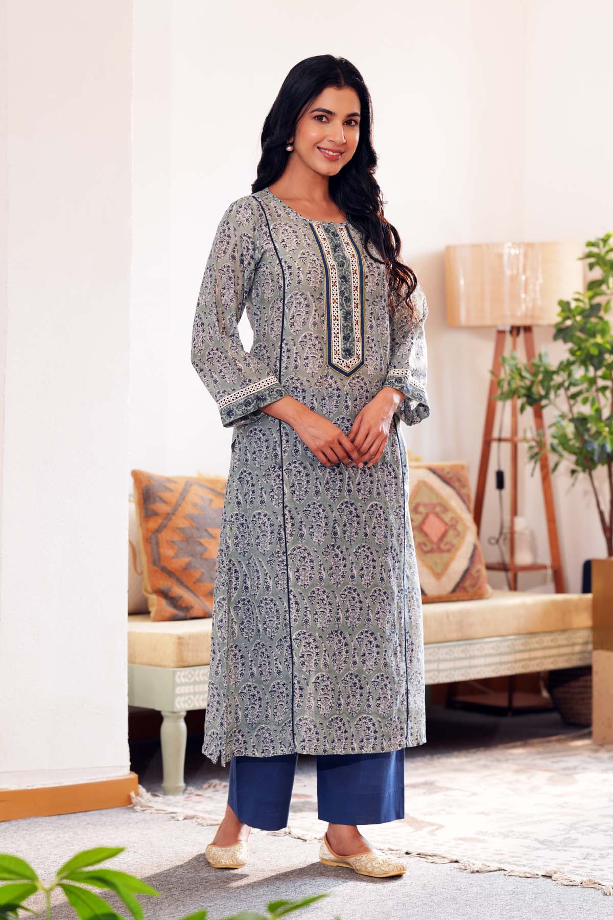 Straight Fit Kurta In Grey/Blue Handblock Cotton