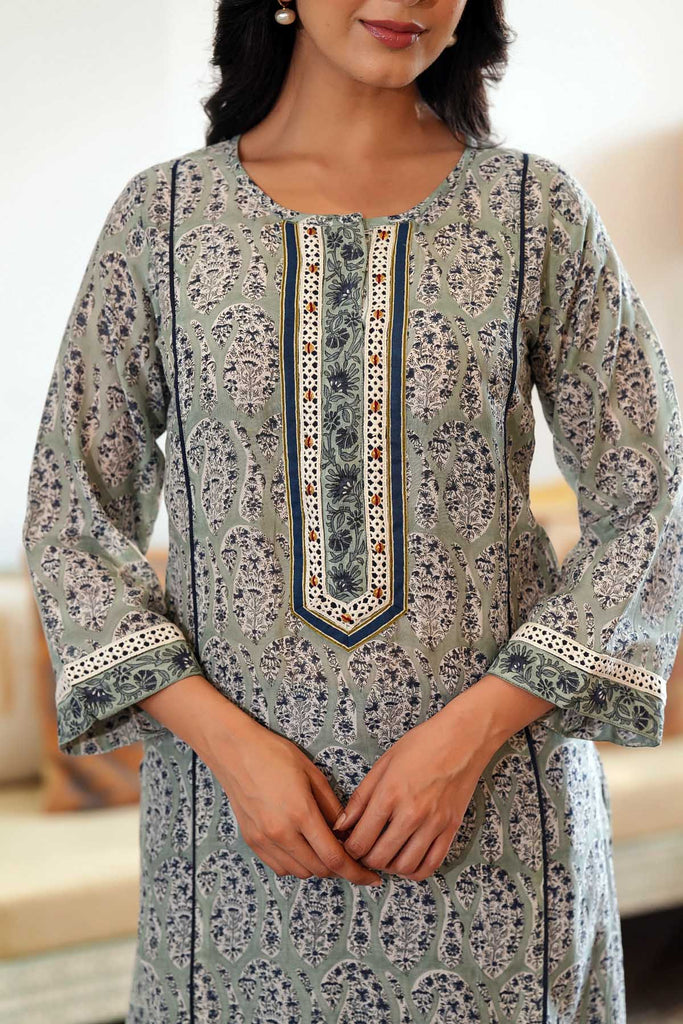 Straight Fit Kurta In Grey/Blue Handblock Cotton