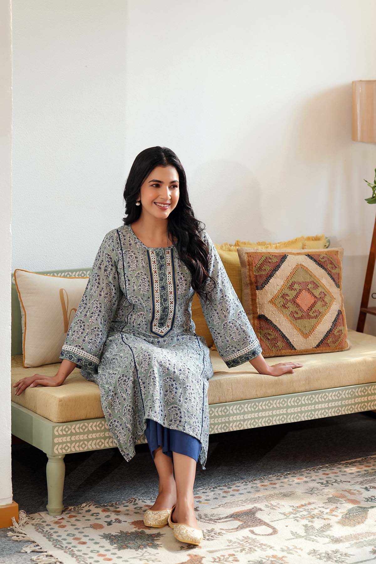 Straight Fit Kurta In Grey/Blue Handblock Cotton