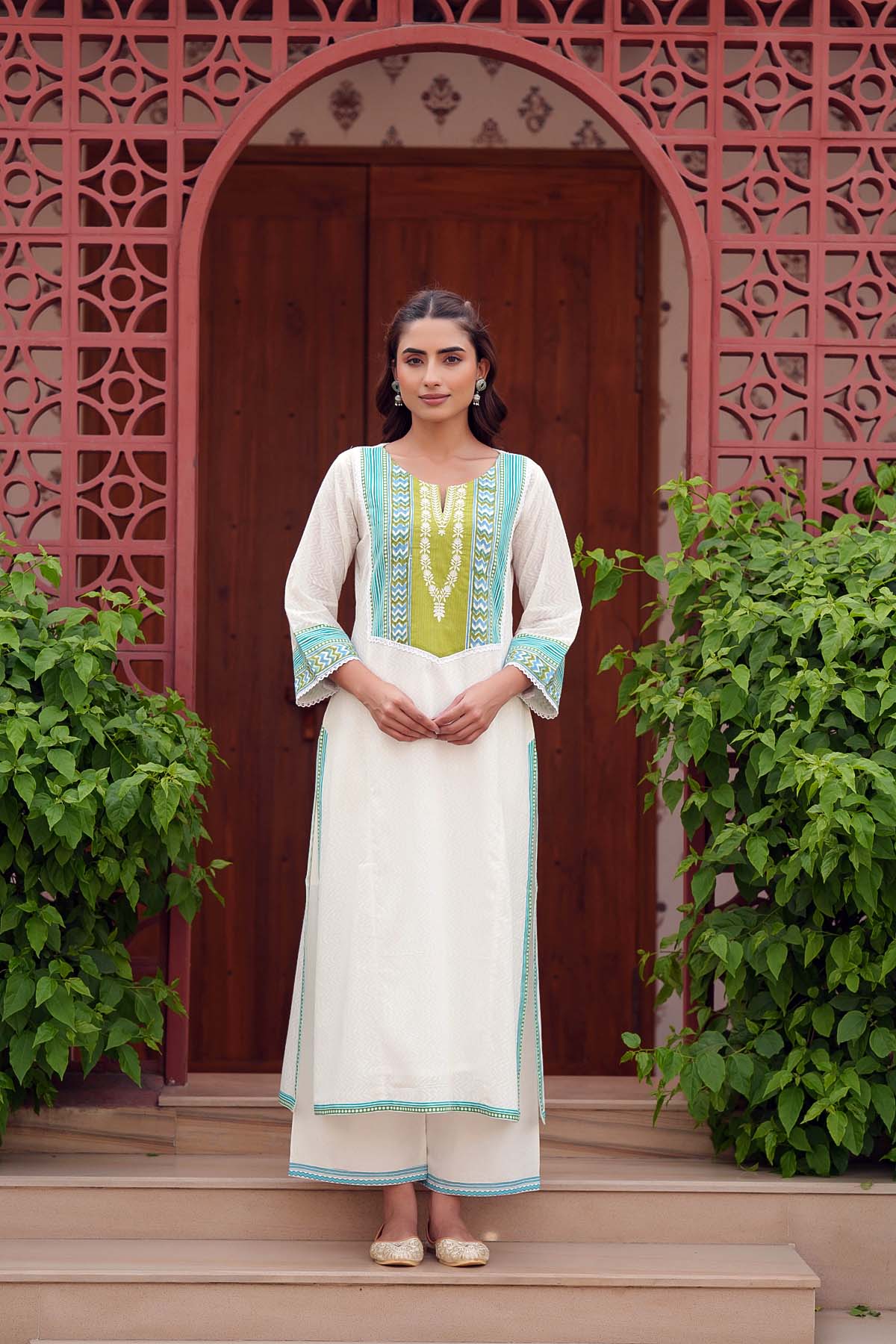 A-Line Off White Kurta In Dobby Cotton