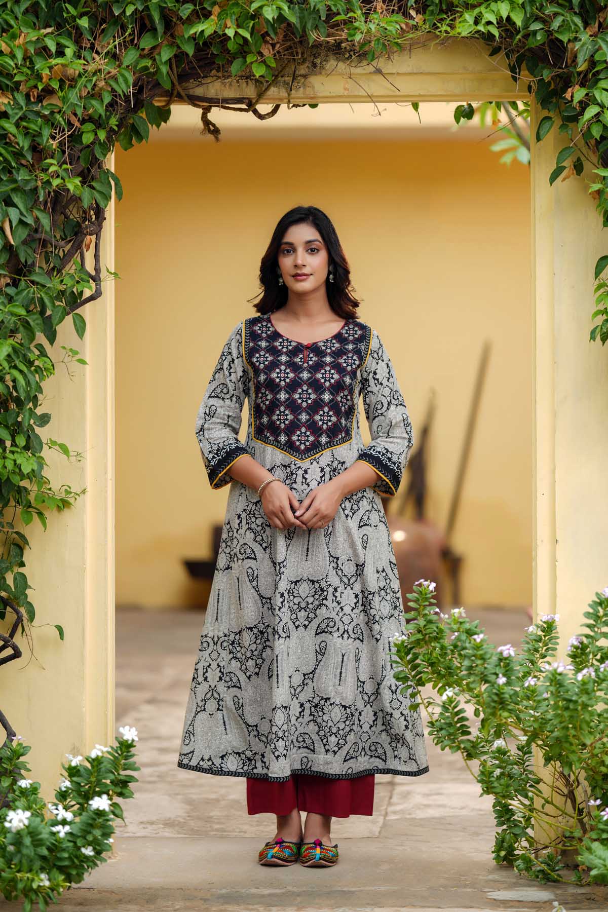 White and Black A-Line Kurta in Cotton Fabric