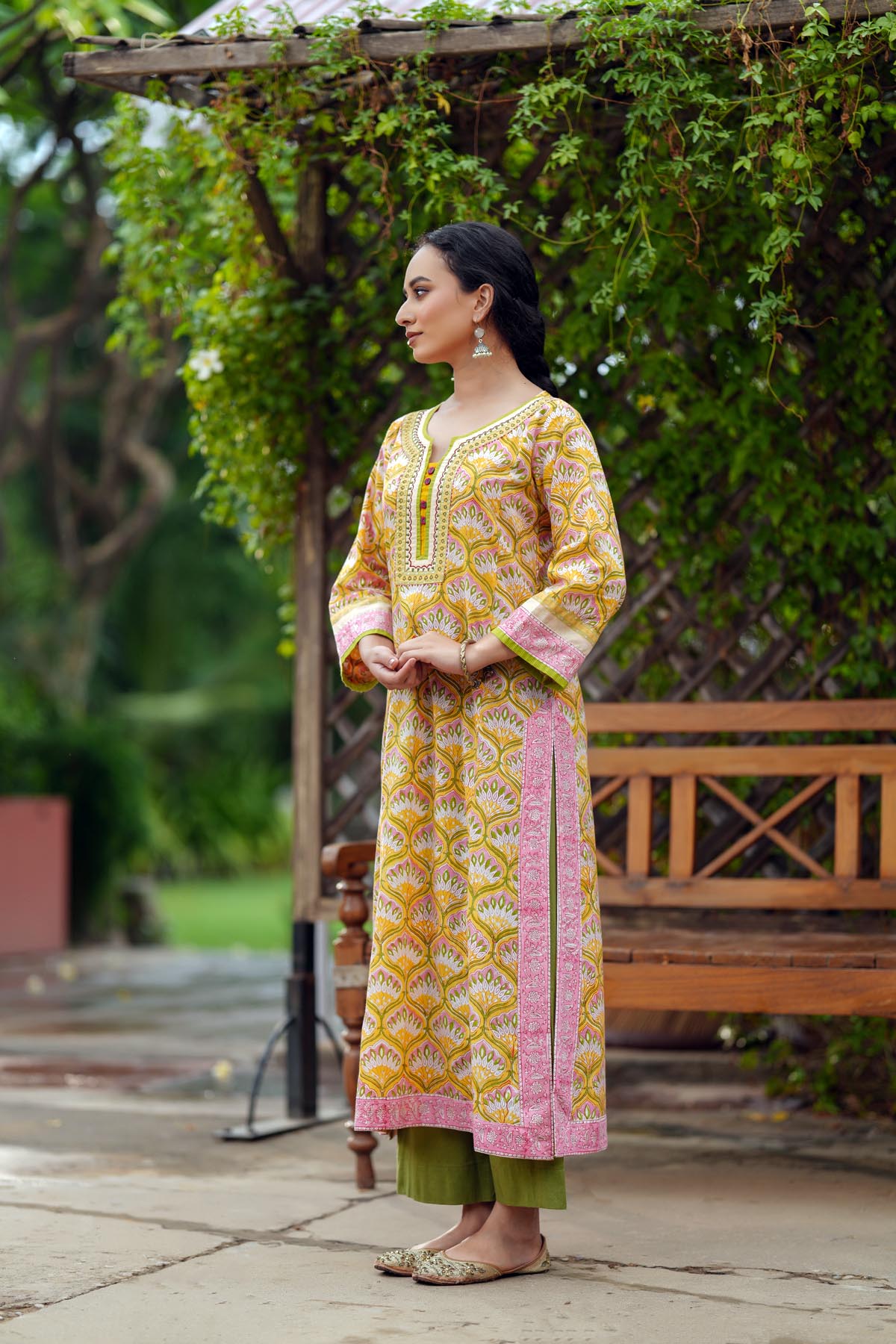 Mustard Yellow Straight Fit kurta In Handblock Cotton
