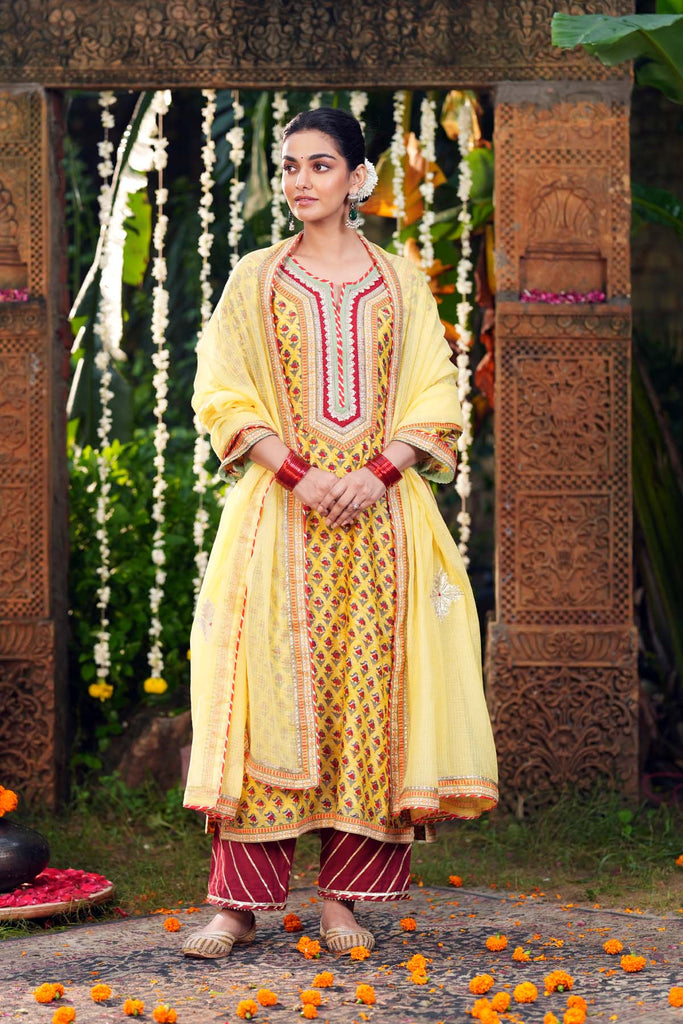Straight Fit Yellow Hand Block Chanderi Kurta