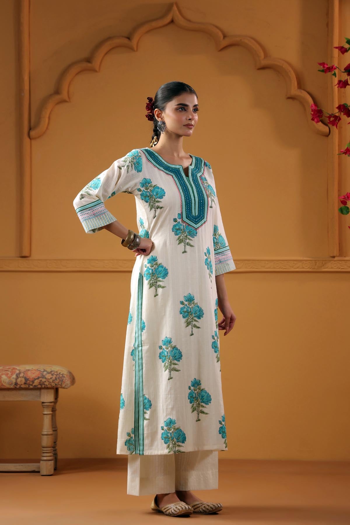 Off-White Straight Fit Cotton Kurta