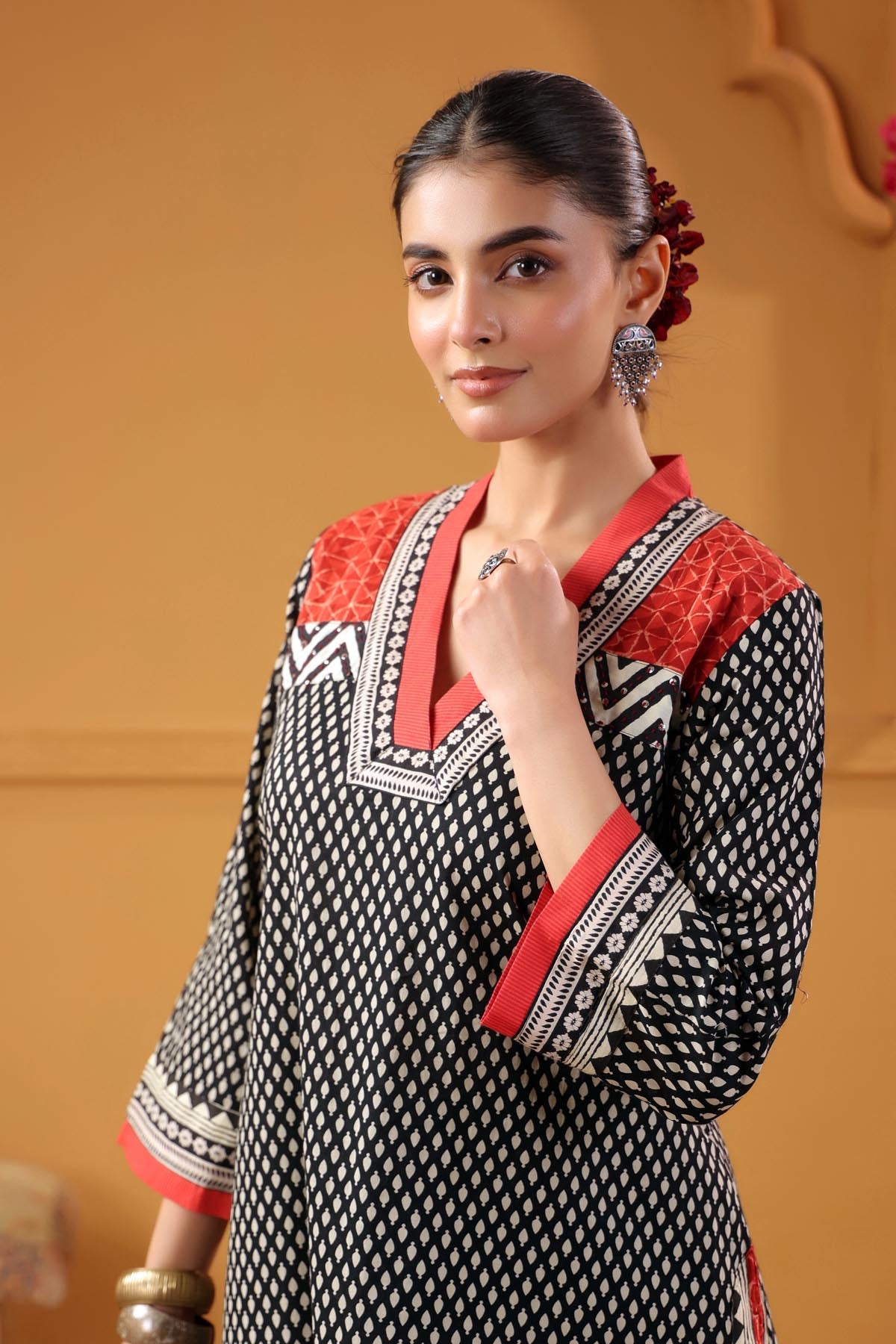 Black Straight Fit Cotton Kurta