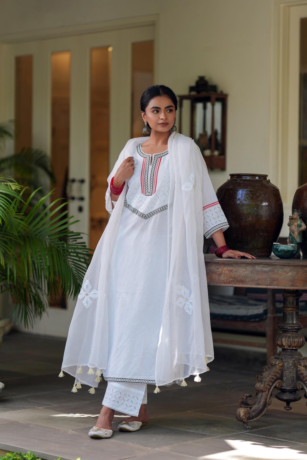 Straight Fit White Cotton Kantha Kurta