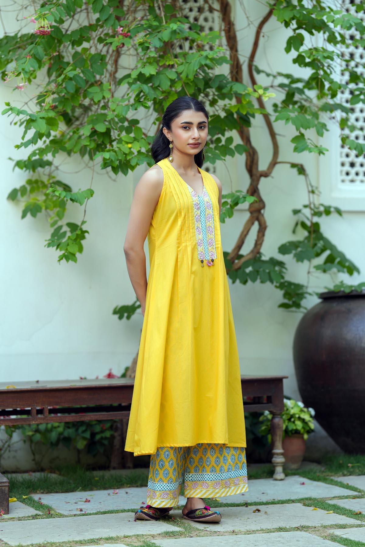 Yellow Sleeveless A-line Kurta